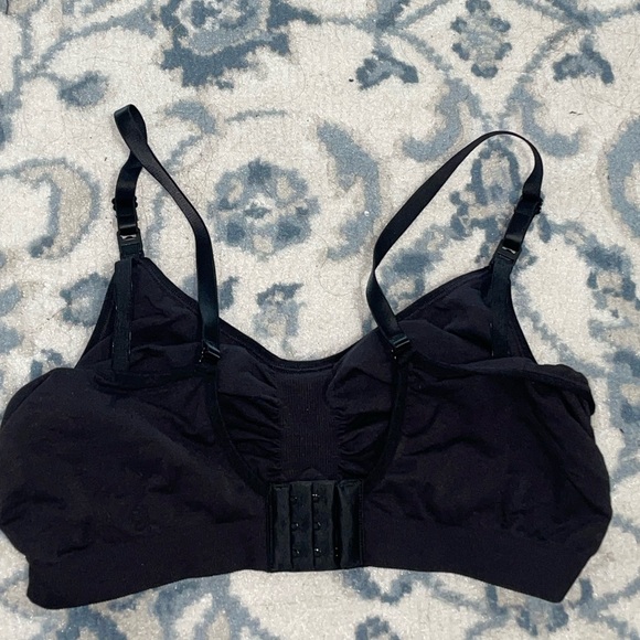 SKIMS Maternity Nursing Sculpting Bra - Picture 2 of 8